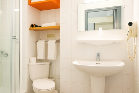 Confort double balcon 3ème étage (5)