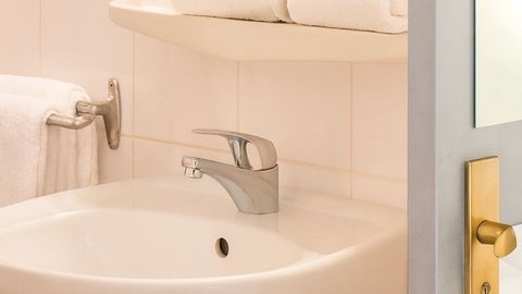 Petite chambre économique double 4